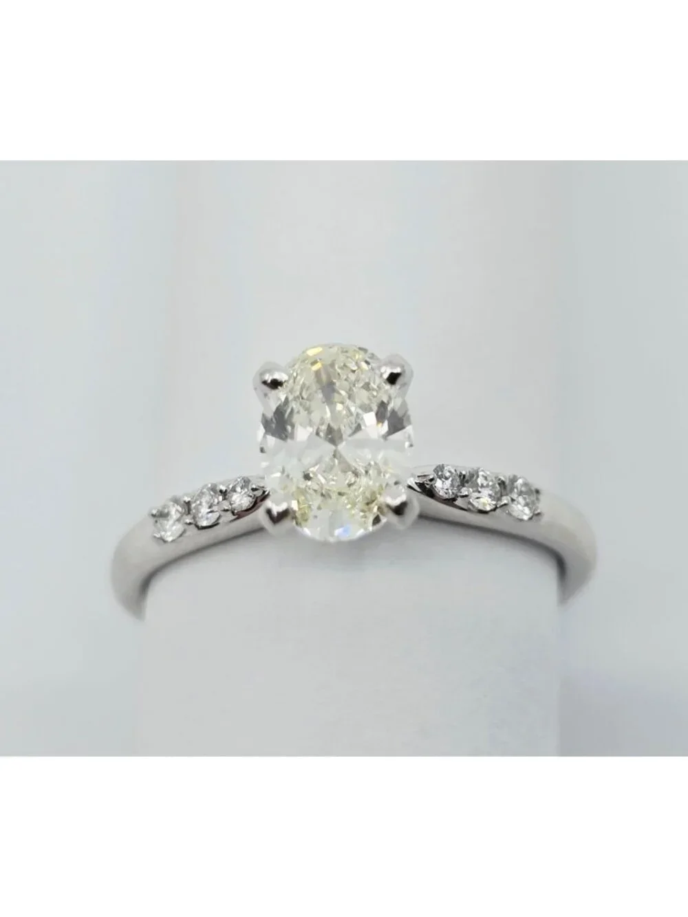 Unique 0.75ct Natural Oval Cut Solitaire Diamond Engagement 14K White Gold Ring